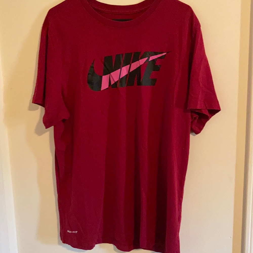 Pink Nike T-shirt